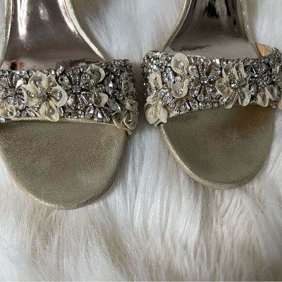 Badgley mischka heels  - Picture 5 of 7